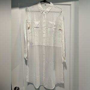 BCBG Flowy White Top
